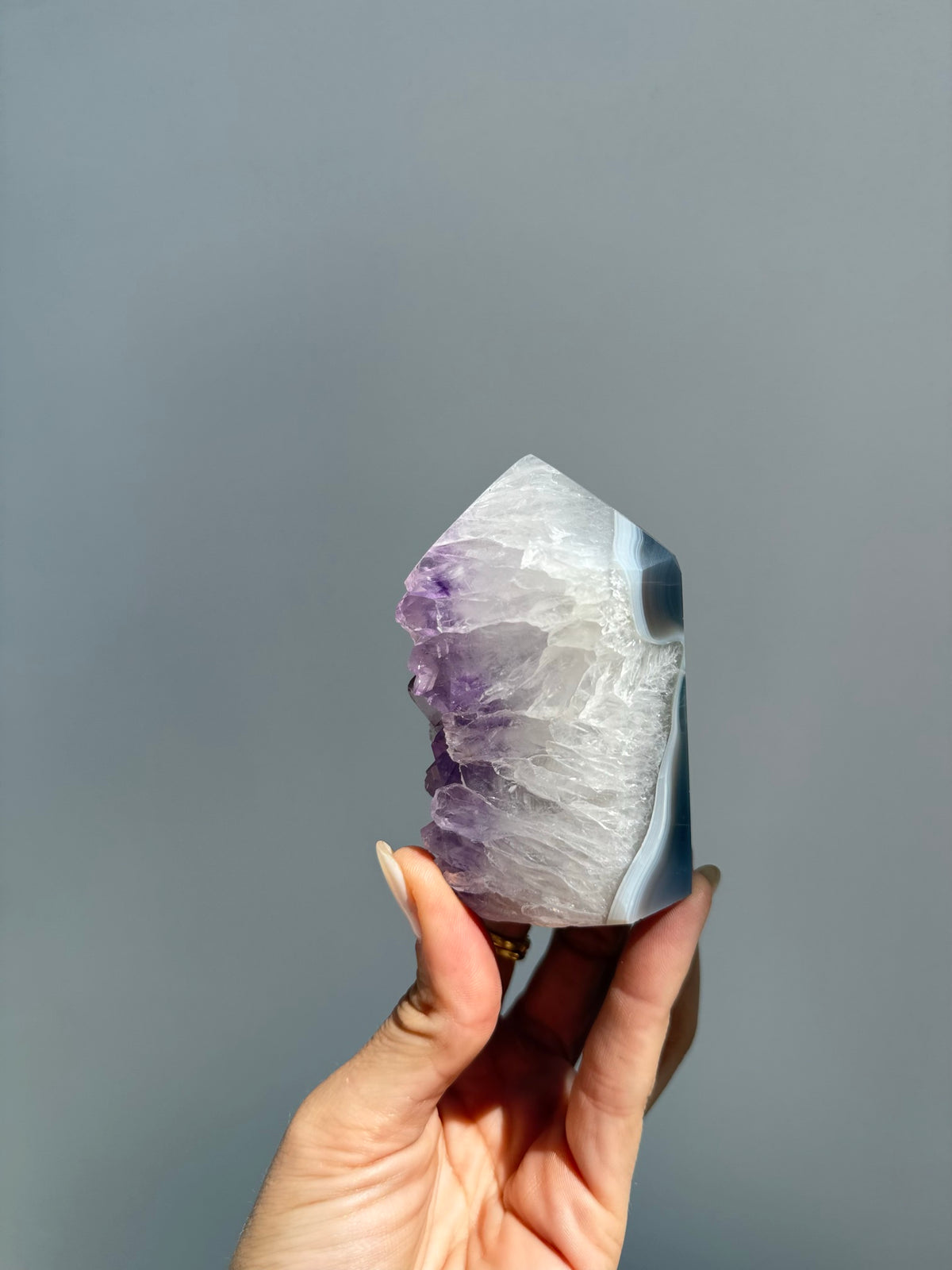 Agate with Amethyst Point