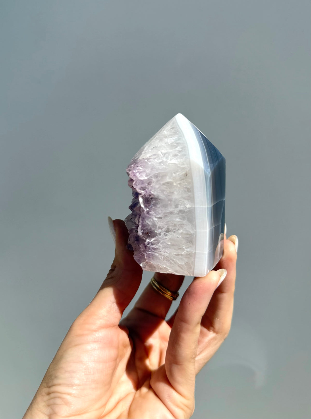 Agate with Amethyst Point