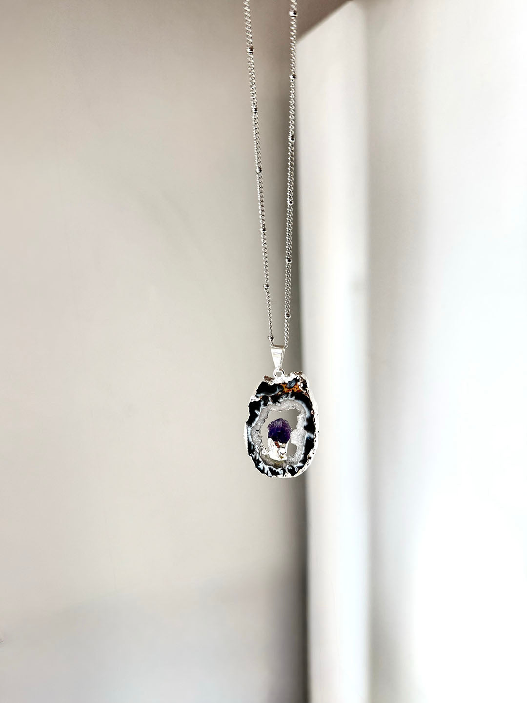 Inner Crystal Necklace – Amethyst For Calm & Intuition