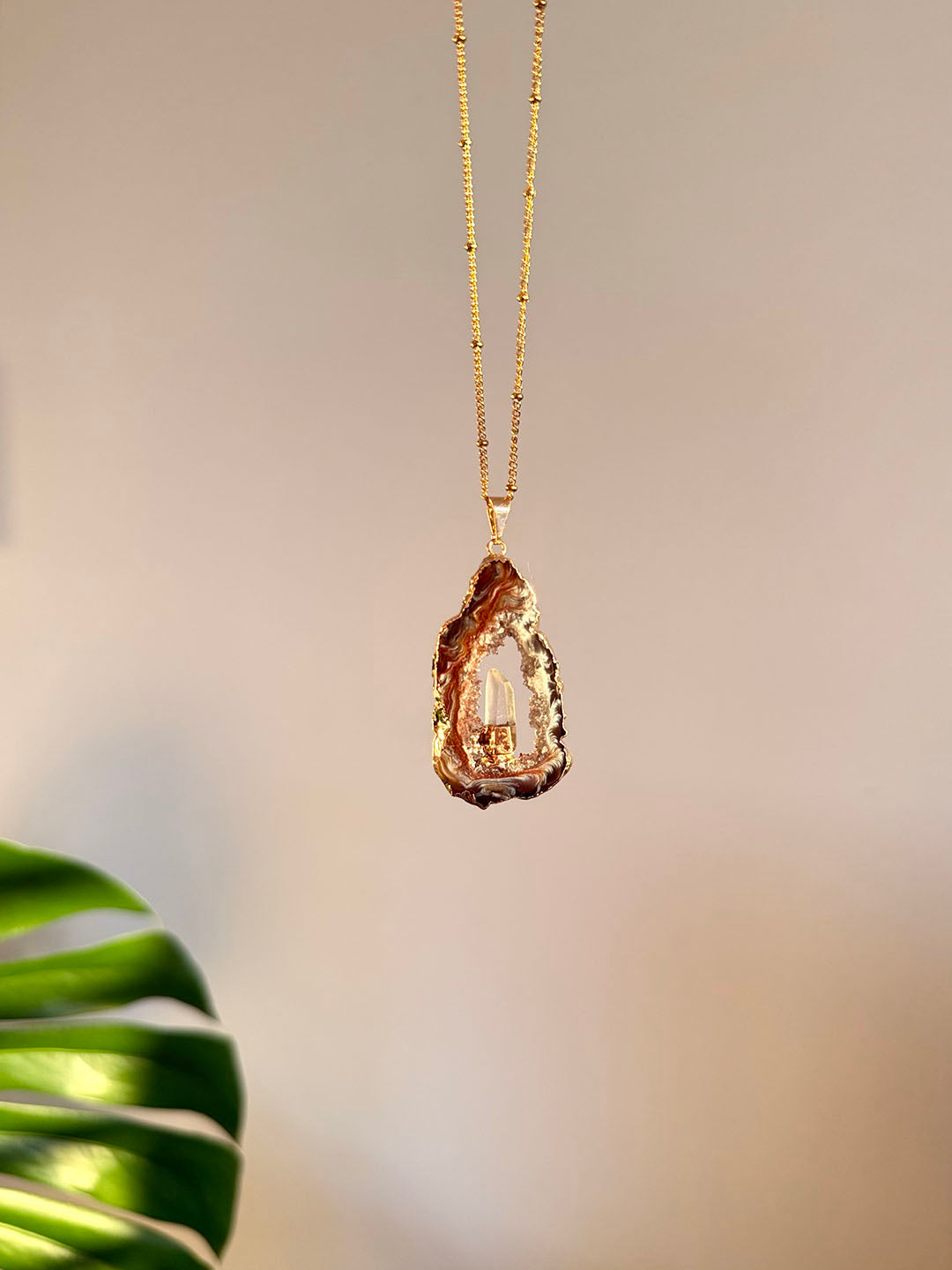 Inner Crystal Necklace – Agate & Clear Quartz | Clarity & Balance