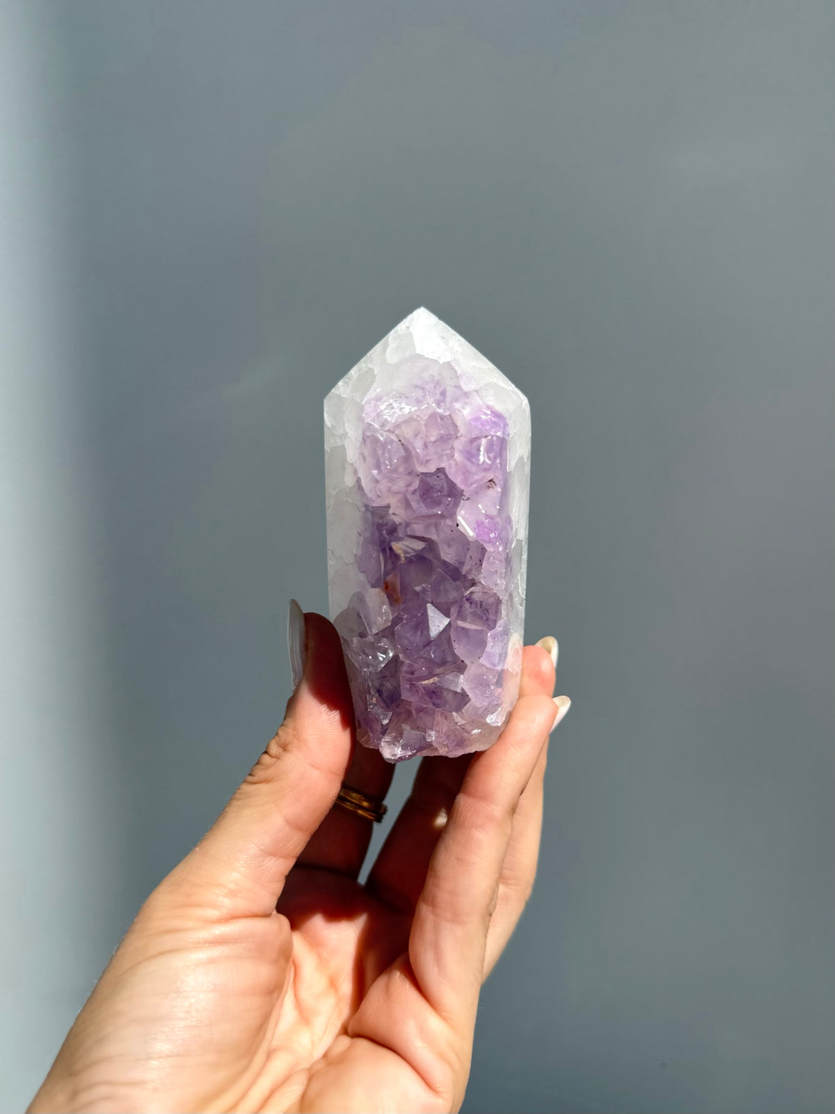 Agate with Amethyst Point