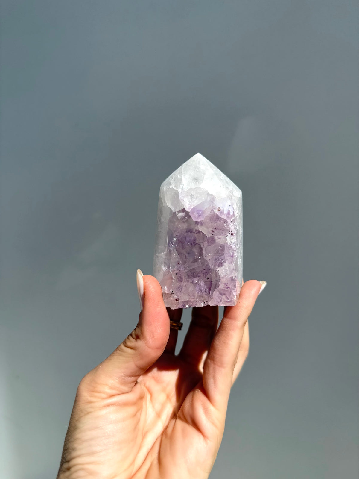 Agate with Amethyst Point