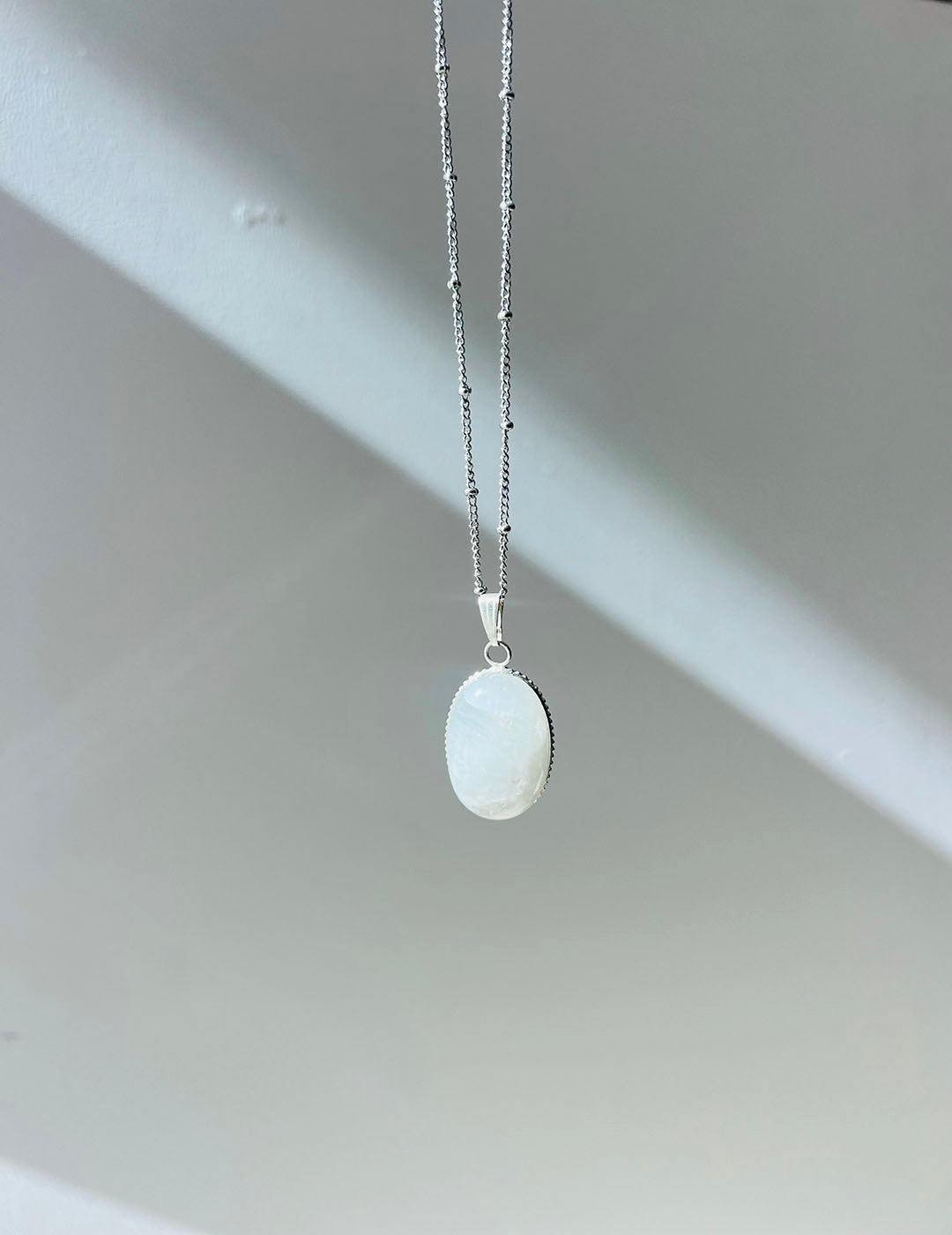 Moonstone Necklace – Intuition & New Beginnings