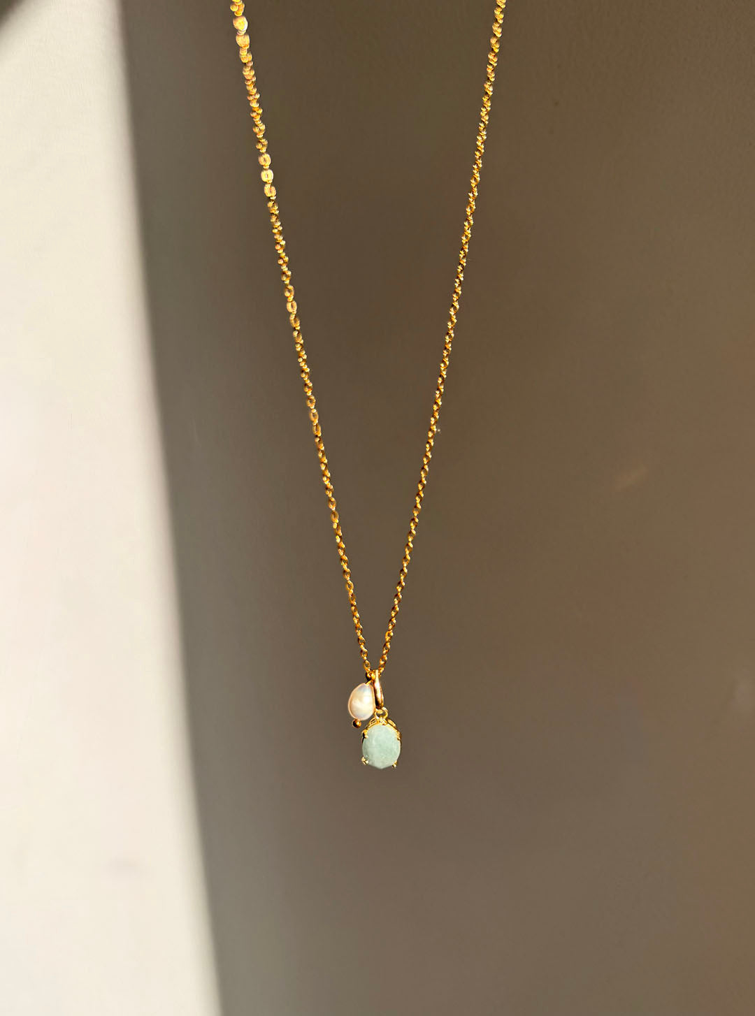 Luna Pearl Necklace | Calm energy & Clarity