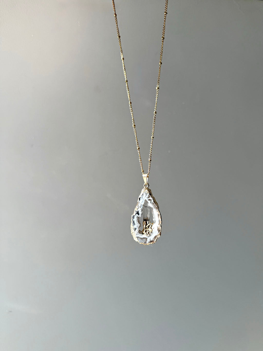 Inner Crystal Necklace – Clear Quartz
