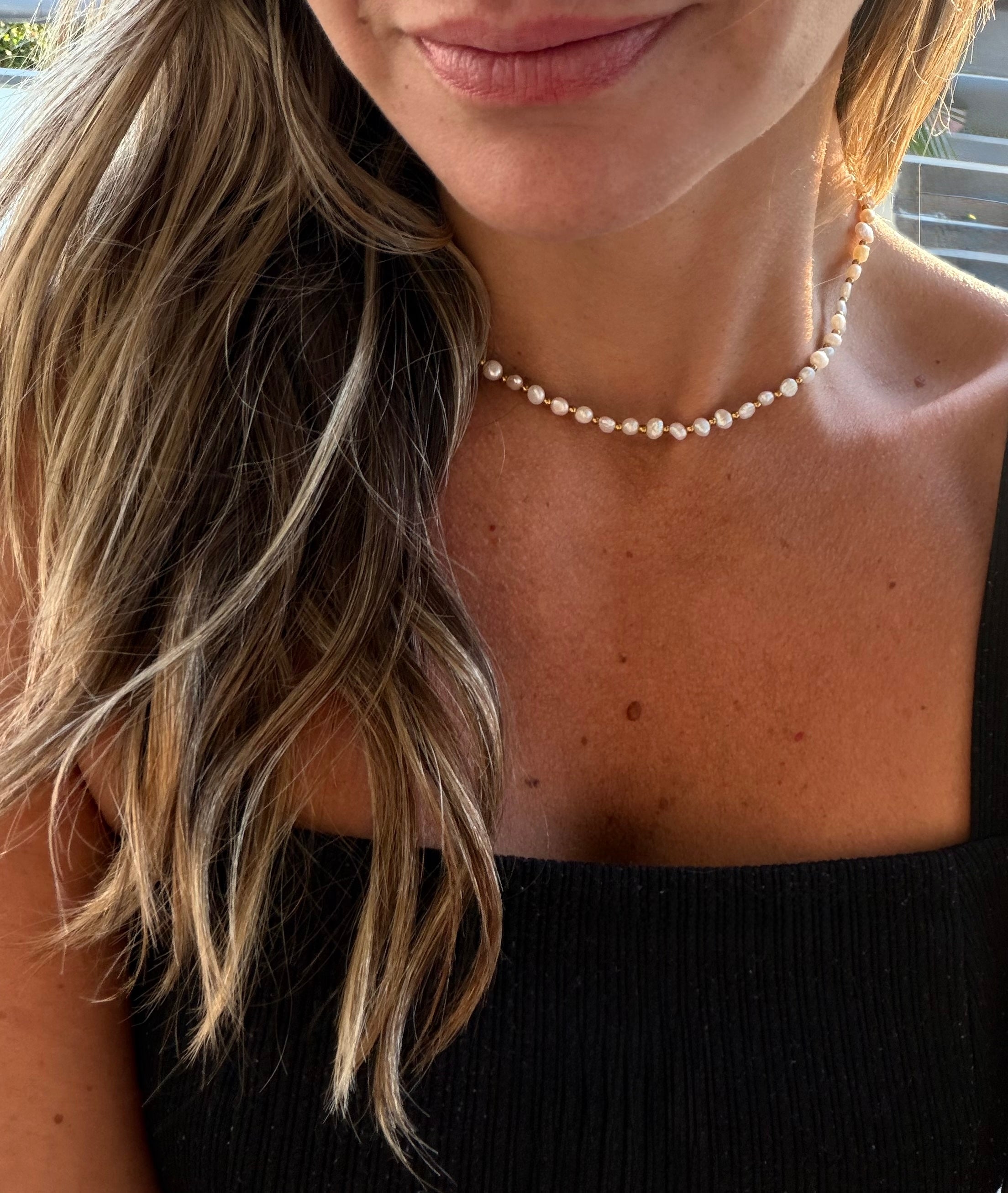 Isla Pearl Waterproof Necklace in Gold