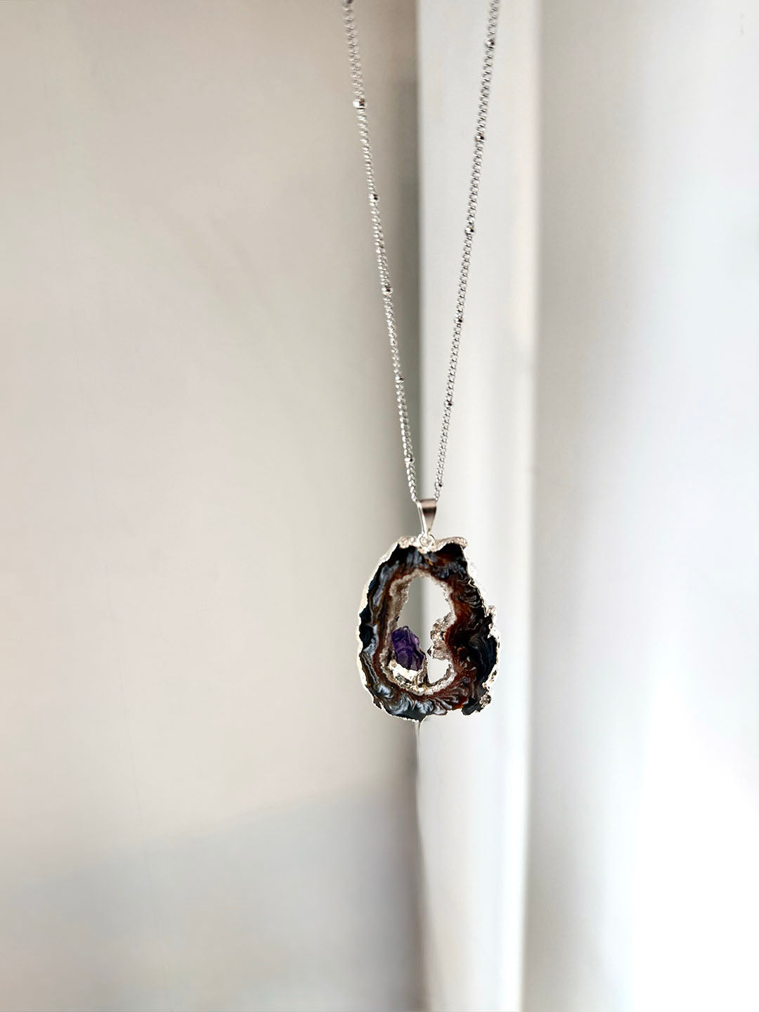 Inner Crystal Necklace – Amethyst For Calm & Intuition