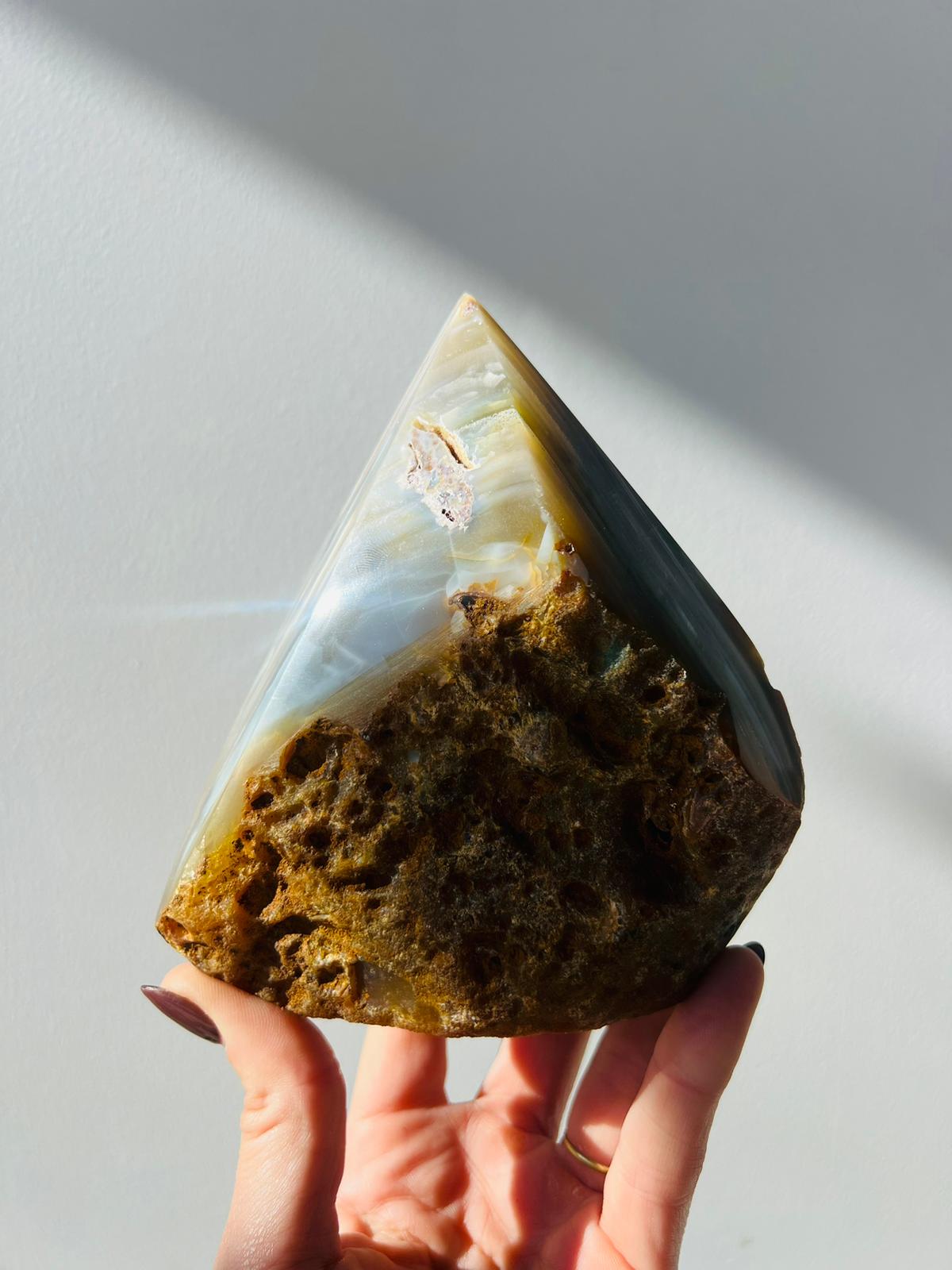 Large Agate Point